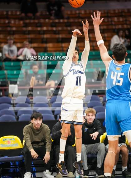 Thumbnail 2 in Timnath vs Coal Ridge (CHSAA 4A Great 8) photogallery.