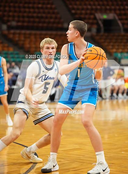 Thumbnail 1 in Timnath vs Coal Ridge (CHSAA 4A Great 8) photogallery.