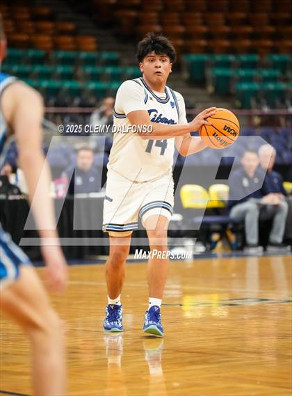Thumbnail 3 in Timnath vs Coal Ridge (CHSAA 4A Great 8) photogallery.