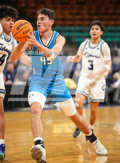 Thumbnail 2 in Timnath vs Coal Ridge (CHSAA 4A Great 8) photogallery.