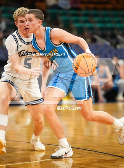 Thumbnail 1 in Timnath vs Coal Ridge (CHSAA 4A Great 8) photogallery.