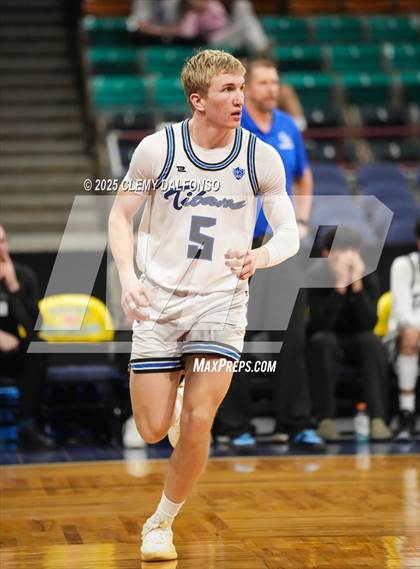 Thumbnail 2 in Timnath vs Coal Ridge (CHSAA 4A Great 8) photogallery.