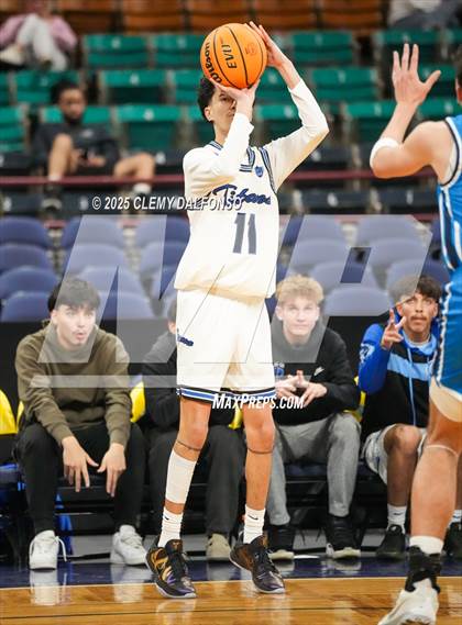 Thumbnail 3 in Timnath vs Coal Ridge (CHSAA 4A Great 8) photogallery.