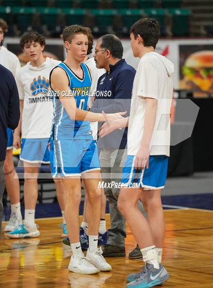 Thumbnail 2 in Timnath vs Coal Ridge (CHSAA 4A Great 8) photogallery.