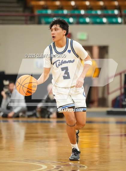 Thumbnail 1 in Timnath vs Coal Ridge (CHSAA 4A Great 8) photogallery.