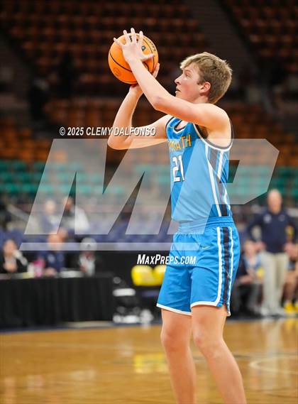 Thumbnail 2 in Timnath vs Coal Ridge (CHSAA 4A Great 8) photogallery.