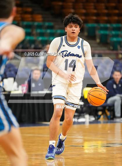 Thumbnail 2 in Timnath vs Coal Ridge (CHSAA 4A Great 8) photogallery.