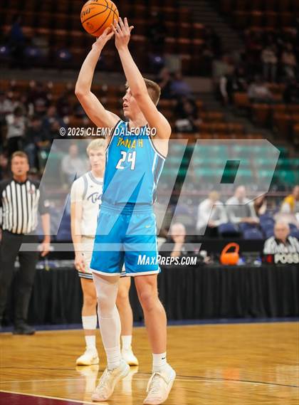 Thumbnail 2 in Timnath vs Coal Ridge (CHSAA 4A Great 8) photogallery.