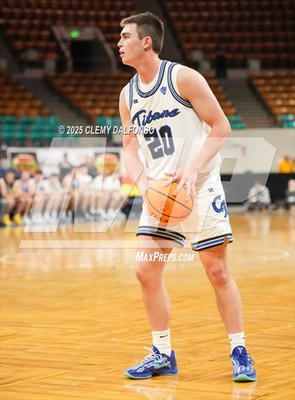 Thumbnail 2 in Timnath vs Coal Ridge (CHSAA 4A Great 8) photogallery.