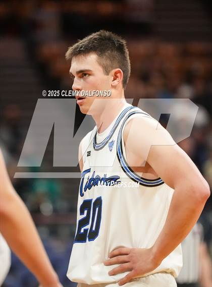 Thumbnail 1 in Timnath vs Coal Ridge (CHSAA 4A Great 8) photogallery.