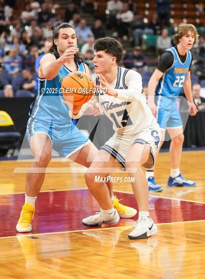 Thumbnail 1 in Timnath vs Coal Ridge (CHSAA 4A Great 8) photogallery.