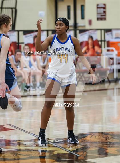 Thumbnail 1 in Sunnyvale vs. Liberty Christian (Whataburger Tournament) photogallery.