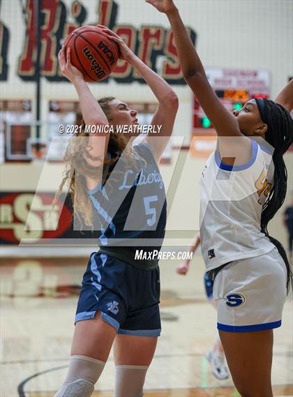 Thumbnail 3 in Sunnyvale vs. Liberty Christian (Whataburger Tournament) photogallery.