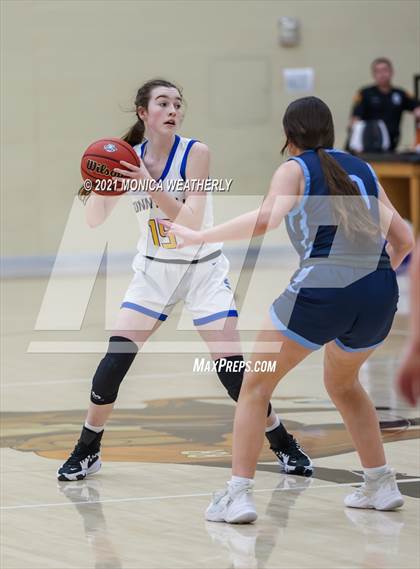 Thumbnail 2 in Sunnyvale vs. Liberty Christian (Whataburger Tournament) photogallery.