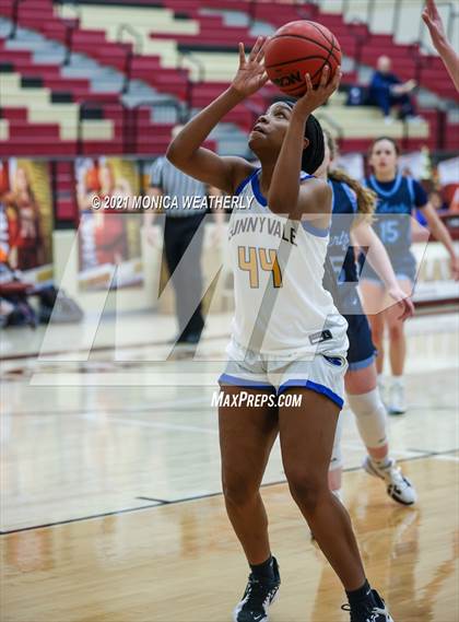 Thumbnail 3 in Sunnyvale vs. Liberty Christian (Whataburger Tournament) photogallery.