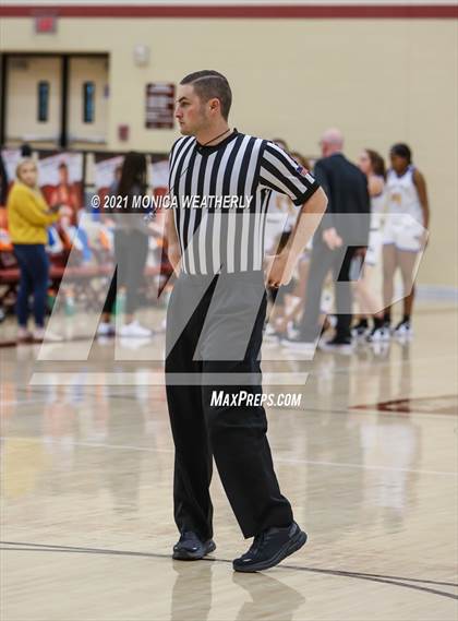Thumbnail 3 in Sunnyvale vs. Liberty Christian (Whataburger Tournament) photogallery.
