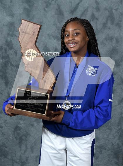 Thumbnail 3 in Oakland (CIF State D3 Award Photos) photogallery.