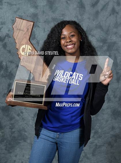 Thumbnail 2 in Oakland (CIF State D3 Award Photos) photogallery.