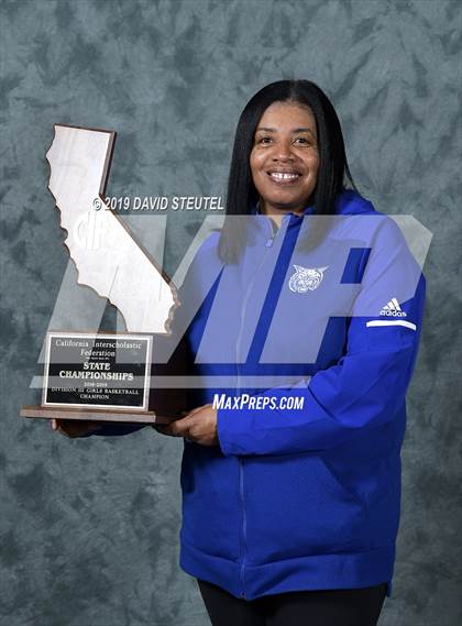 Thumbnail 2 in Oakland (CIF State D3 Award Photos) photogallery.