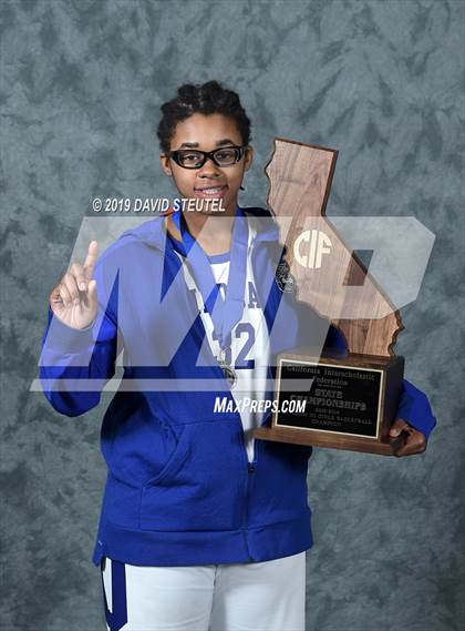 Thumbnail 2 in Oakland (CIF State D3 Award Photos) photogallery.