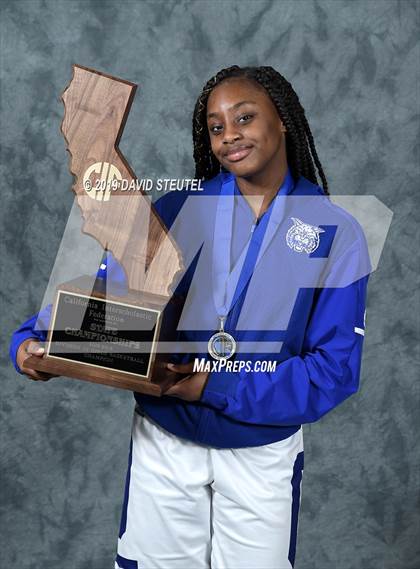 Thumbnail 1 in Oakland (CIF State D3 Award Photos) photogallery.