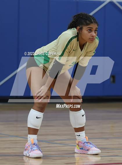 Thumbnail 3 in Lake Brantley vs Buford (Nike Tournament of Champions) photogallery.