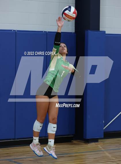 Thumbnail 2 in Lake Brantley vs Buford (Nike Tournament of Champions) photogallery.