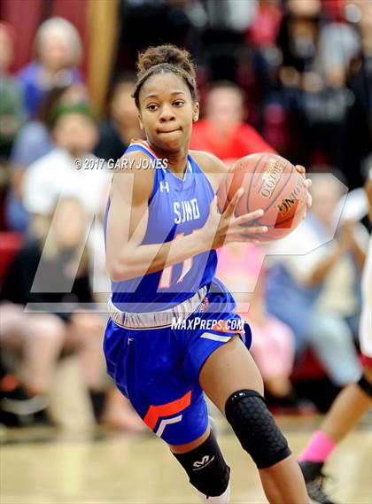 Thumbnail 1 in St. Joseph Notre Dame vs West Campus (CIF NorCal D4 Final) photogallery.