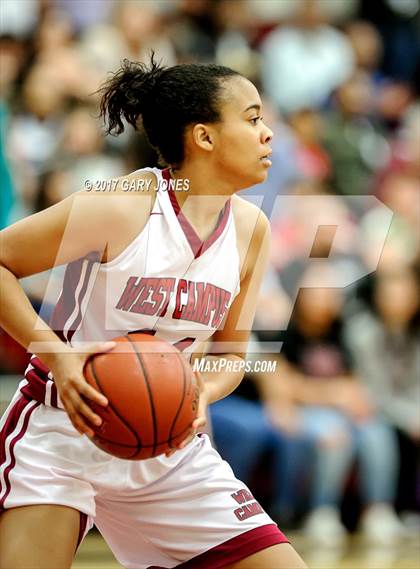 Thumbnail 1 in St. Joseph Notre Dame vs West Campus (CIF NorCal D4 Final) photogallery.
