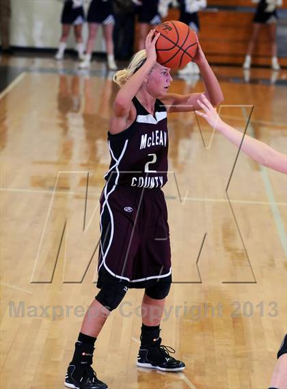 Thumbnail 1 in McLean County vs Ohio County (10th District Semi-Final) photogallery.