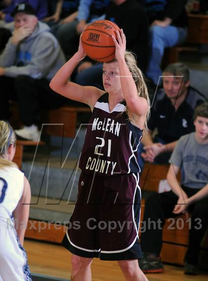 Thumbnail 2 in McLean County vs Ohio County (10th District Semi-Final) photogallery.