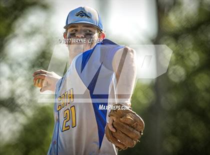 Thumbnail 1 in Newport Central Catholic vs Highlands photogallery.