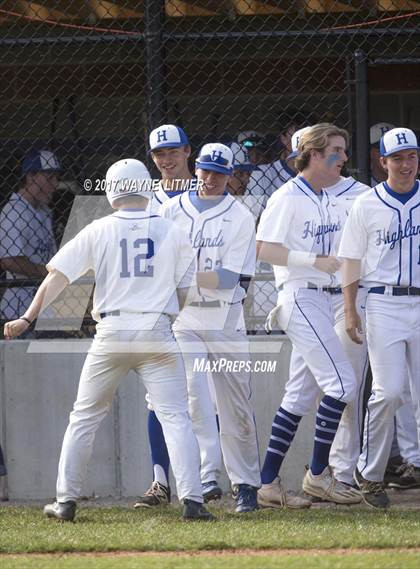 Thumbnail 2 in Newport Central Catholic vs Highlands photogallery.
