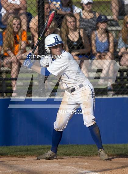Thumbnail 3 in Newport Central Catholic vs Highlands photogallery.