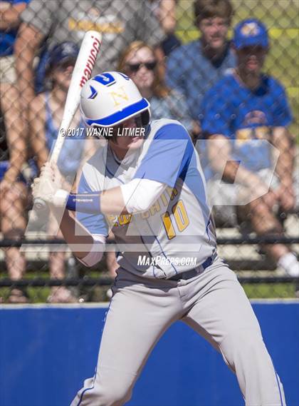 Thumbnail 3 in Newport Central Catholic vs Highlands photogallery.