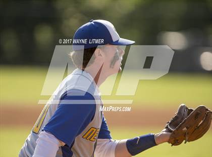 Thumbnail 3 in Newport Central Catholic vs Highlands photogallery.