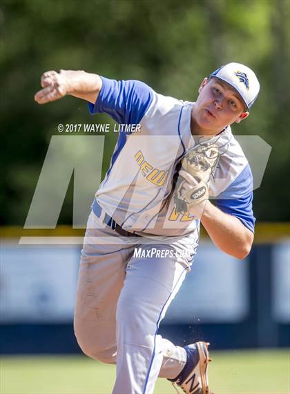 Thumbnail 1 in Newport Central Catholic vs Highlands photogallery.