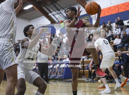Thumbnail 2 in Alemany @ Notre Dame (SO) photogallery.