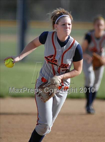 Thumbnail 1 in Mt. Vernon @ Carterville photogallery.