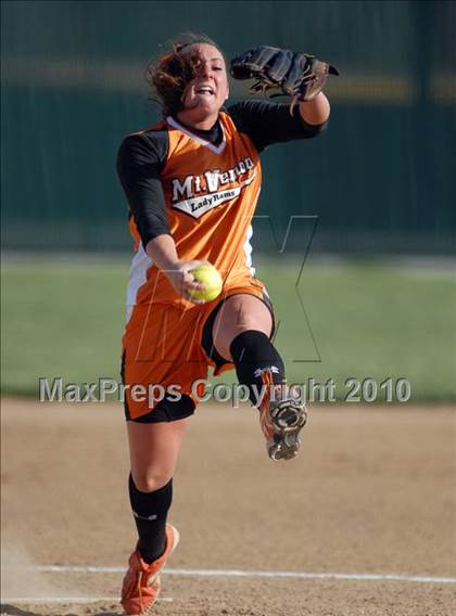 Thumbnail 1 in Mt. Vernon @ Carterville photogallery.