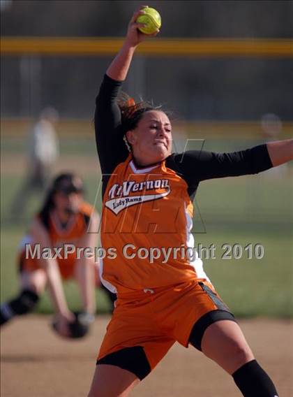 Thumbnail 1 in Mt. Vernon @ Carterville photogallery.