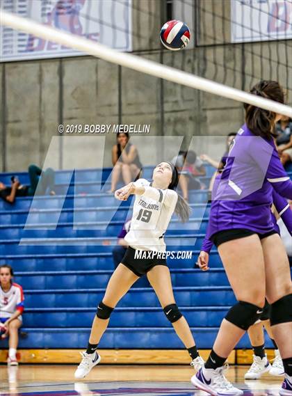 Thumbnail 1 in Madera South @ Buchanan photogallery.