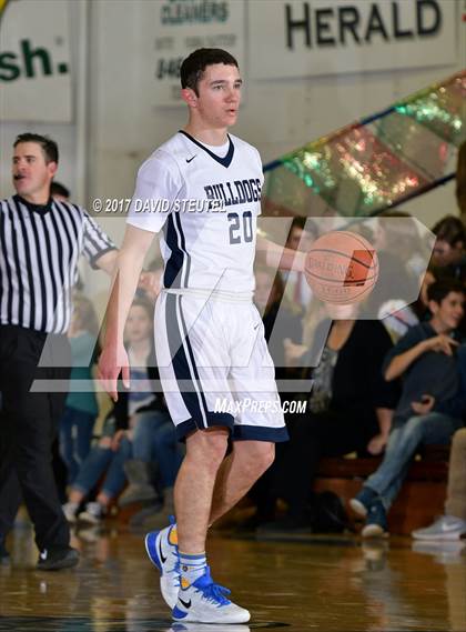 Thumbnail 3 in Salesian College Preparatory vs. Gridley (Gridley Invitational) photogallery.