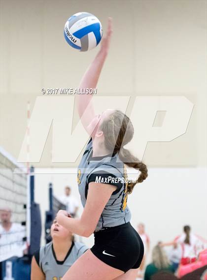 Thumbnail 2 in Buckhorn vs. Hixson photogallery.