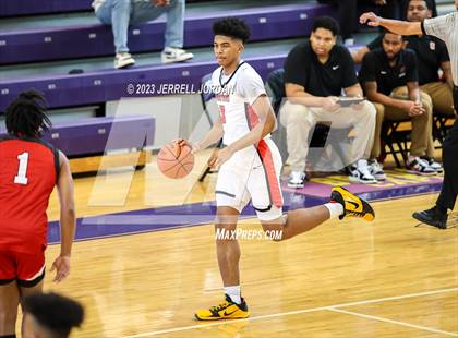Thumbnail 3 in The Burlington School vs Southern Durham (John Wall Holiday Invitational) photogallery.