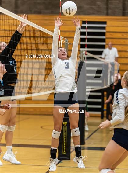 Thumbnail 3 in Buena vs Clovis East photogallery.