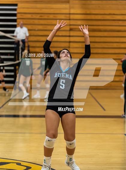 Thumbnail 2 in Buena vs Clovis East photogallery.