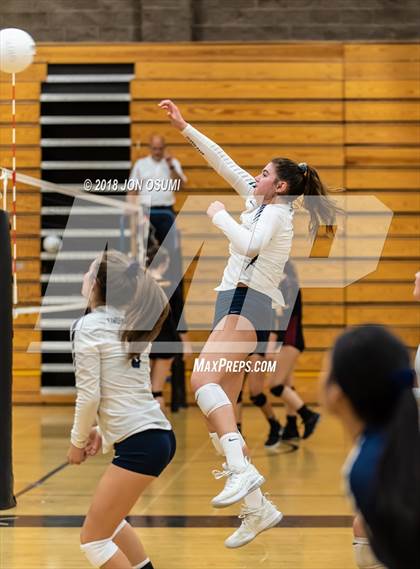 Thumbnail 2 in Buena vs Clovis East photogallery.