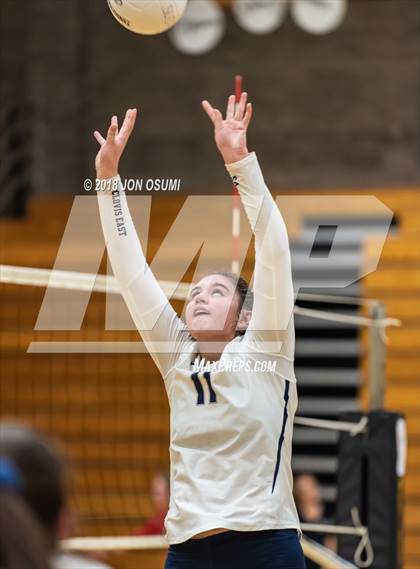 Thumbnail 2 in Buena vs Clovis East photogallery.