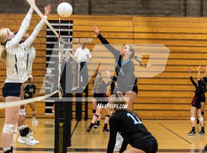 Thumbnail 2 in Buena vs Clovis East photogallery.